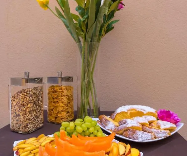 Eliseo Palace מלון 4*