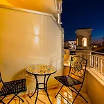 מלון Eliseo Palace 4*