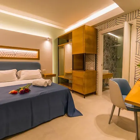 מלון Eliseo Palace