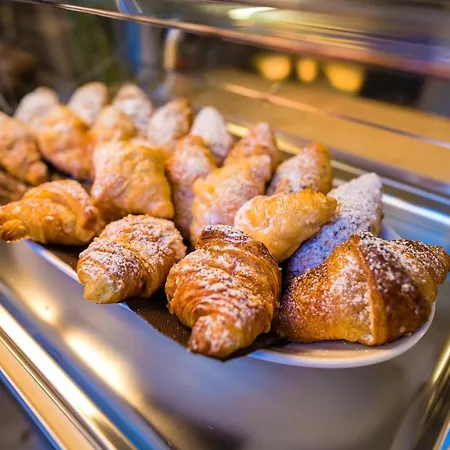 Hotel Eliseo Palace 4*