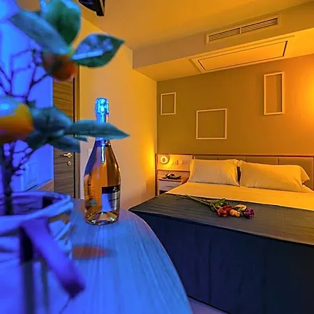 Eliseo Palace 4*