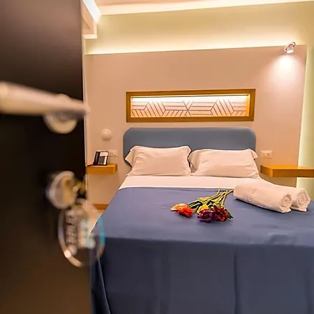 ホテル Eliseo Palace 4*